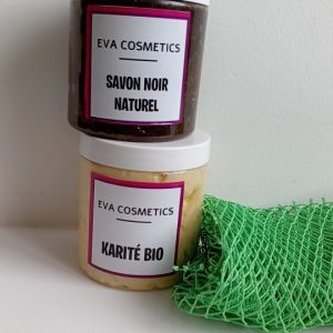 - Un savon noir (250ml) - Un beurre de karité (250ml) -un filet de douche